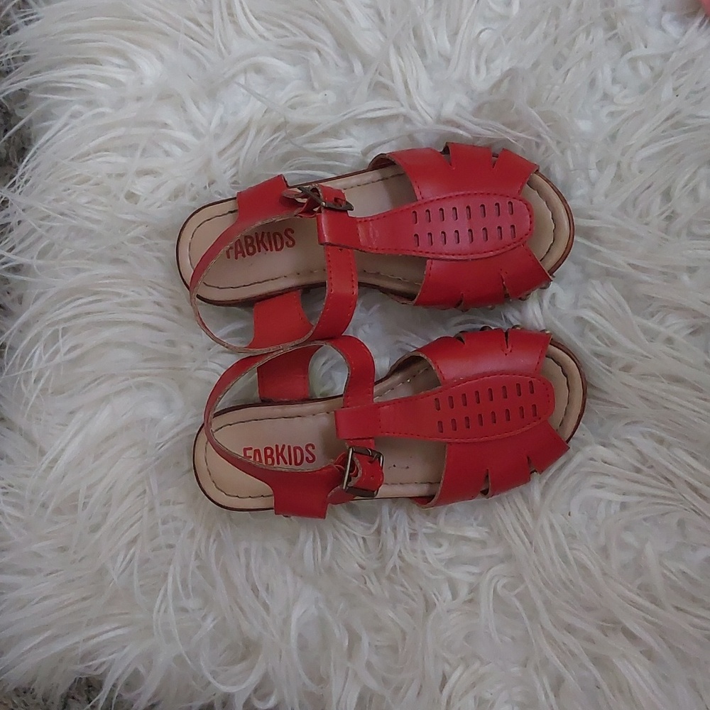 Red clogs girls 12 fabkids like new